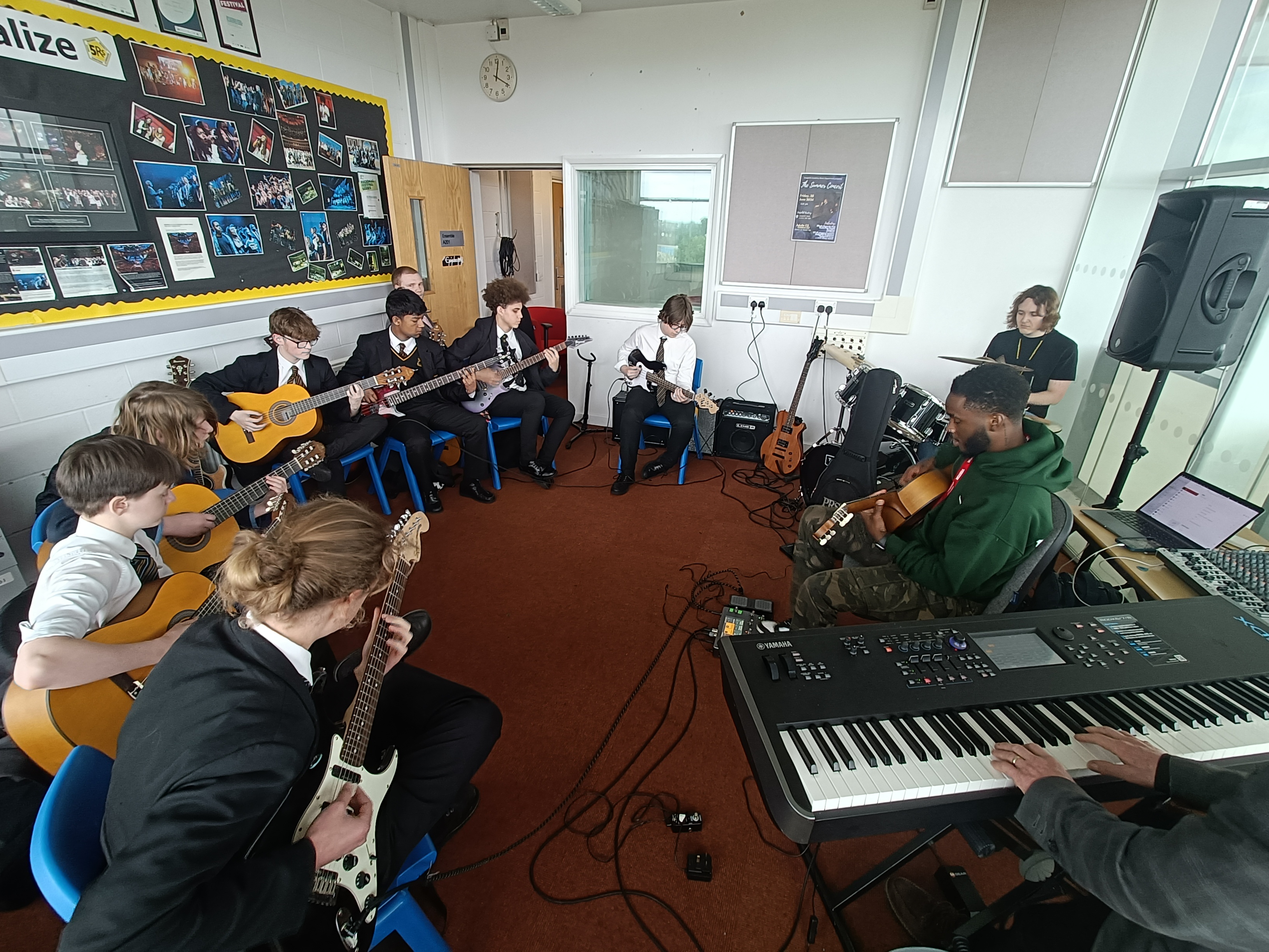 Sedgehill Academy Students Rock Out with Aaron Forbes!